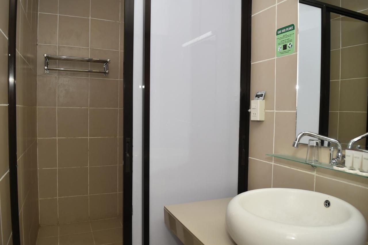 Columbus Plaza Hotel General Santos City Ngoại thất bức ảnh