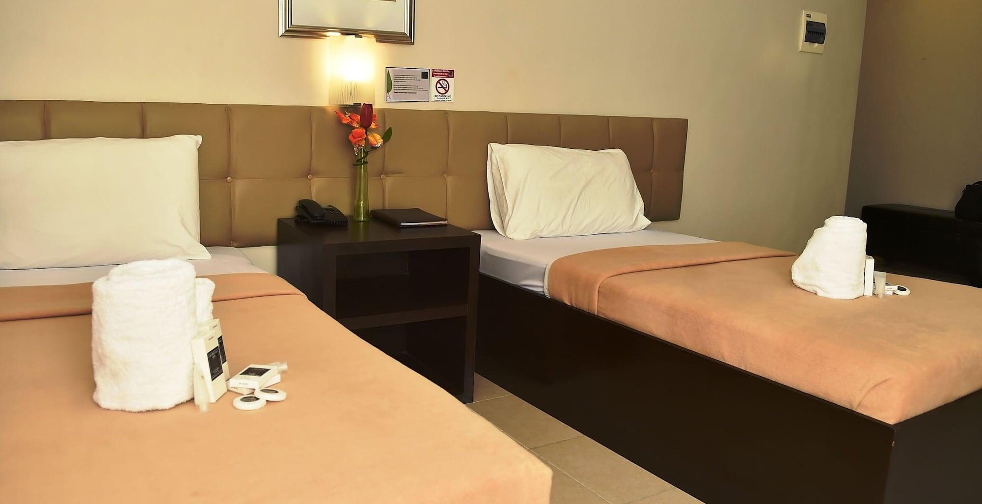 Columbus Plaza Hotel General Santos City Ngoại thất bức ảnh