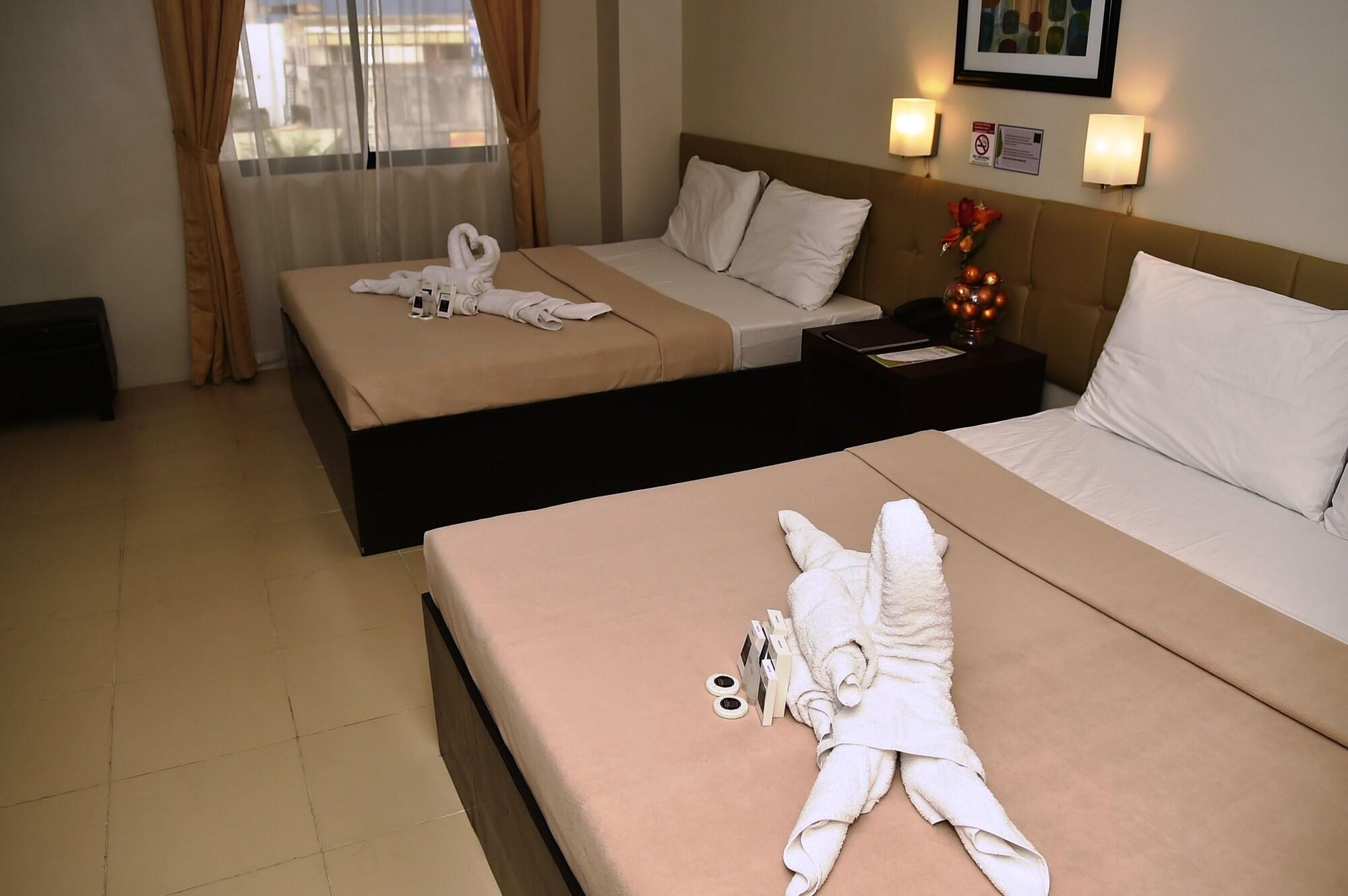 Columbus Plaza Hotel General Santos City Ngoại thất bức ảnh