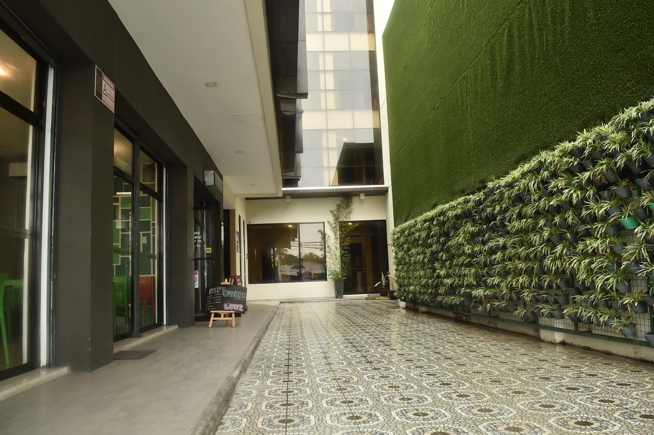 Columbus Plaza Hotel General Santos City Ngoại thất bức ảnh