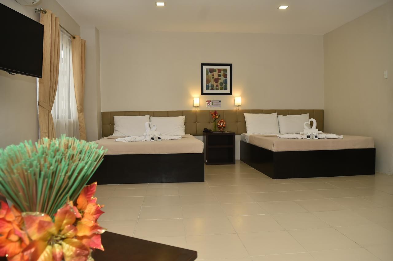 Columbus Plaza Hotel General Santos City Ngoại thất bức ảnh