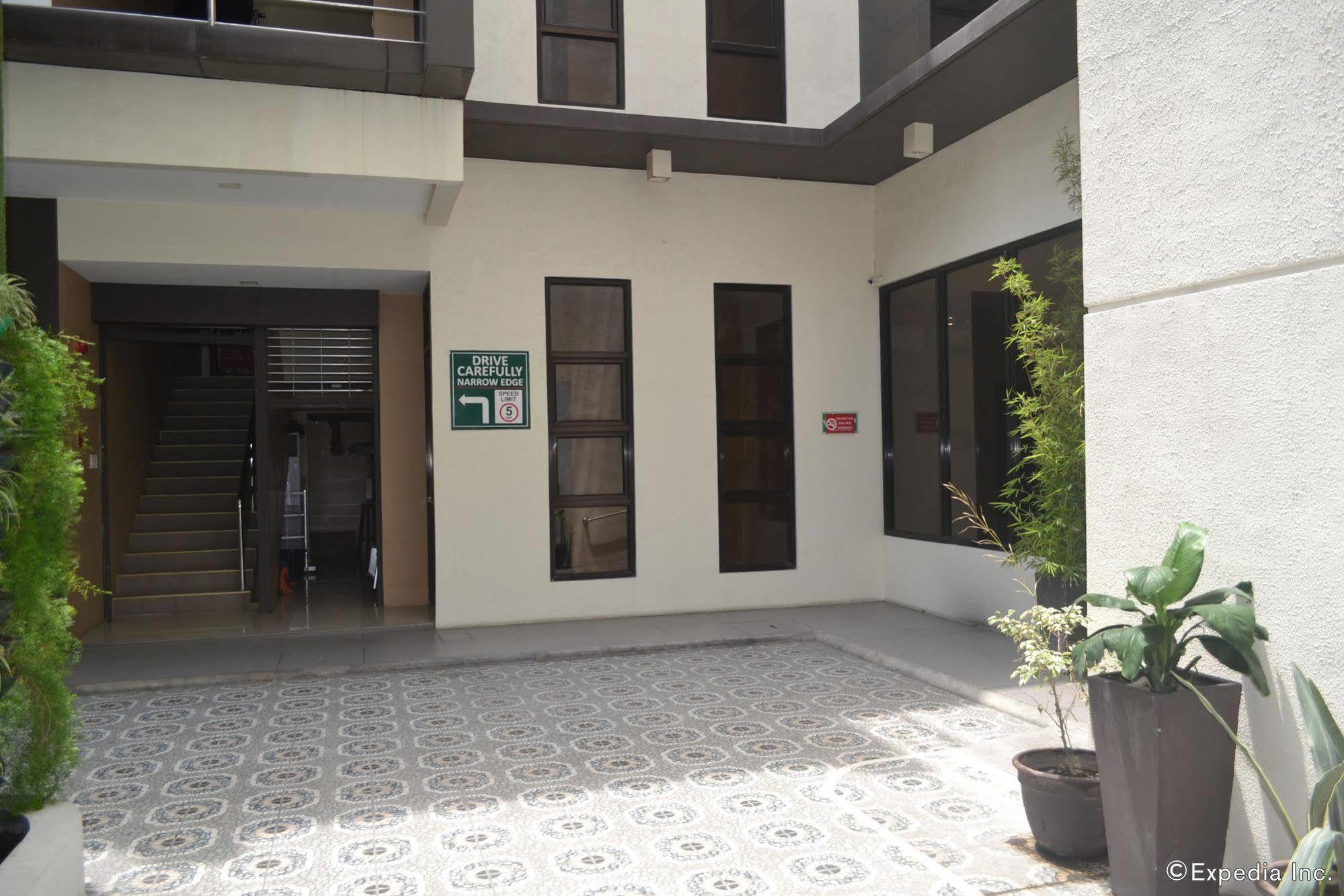 Columbus Plaza Hotel General Santos City Ngoại thất bức ảnh