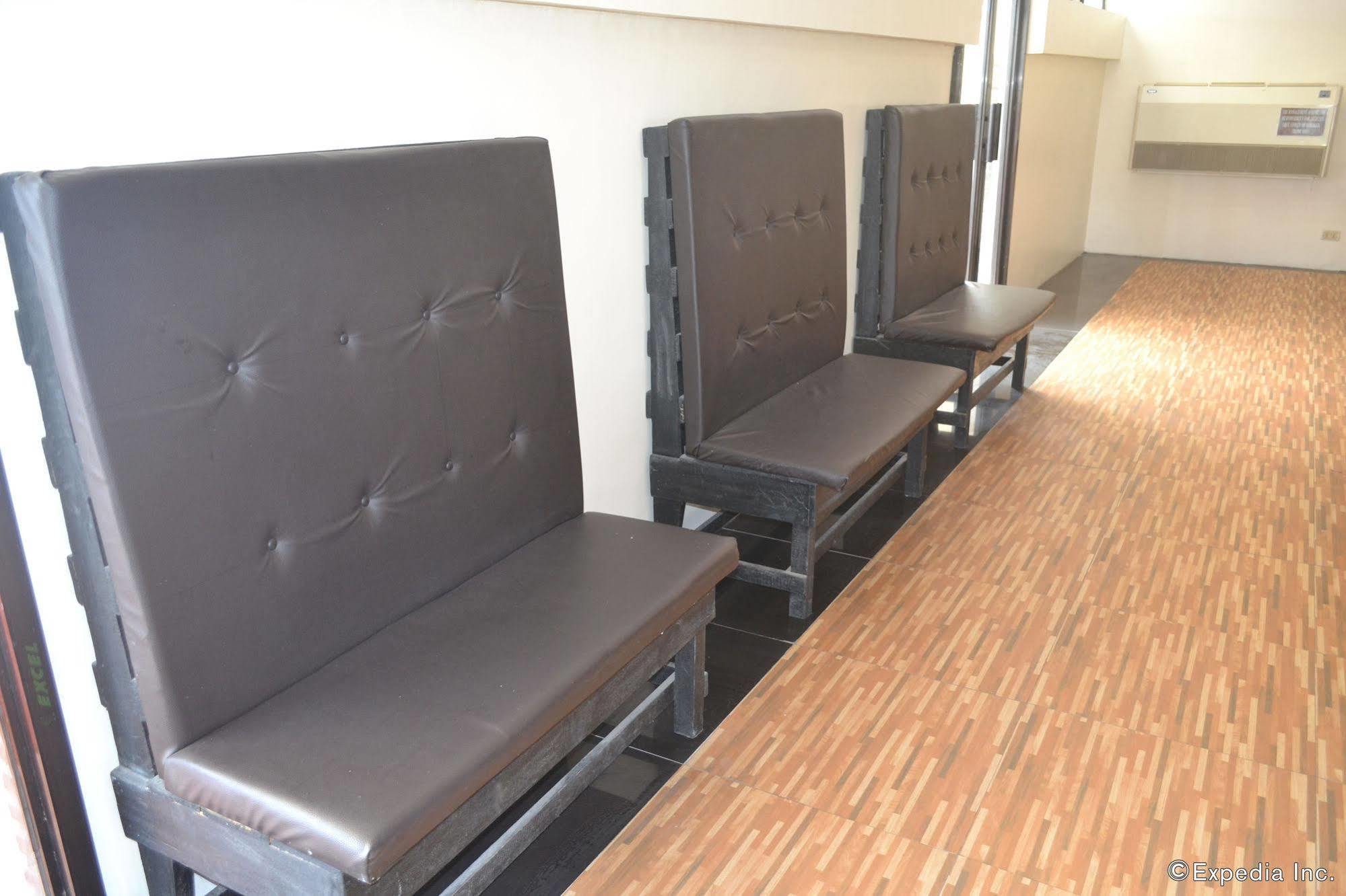 Columbus Plaza Hotel General Santos City Ngoại thất bức ảnh