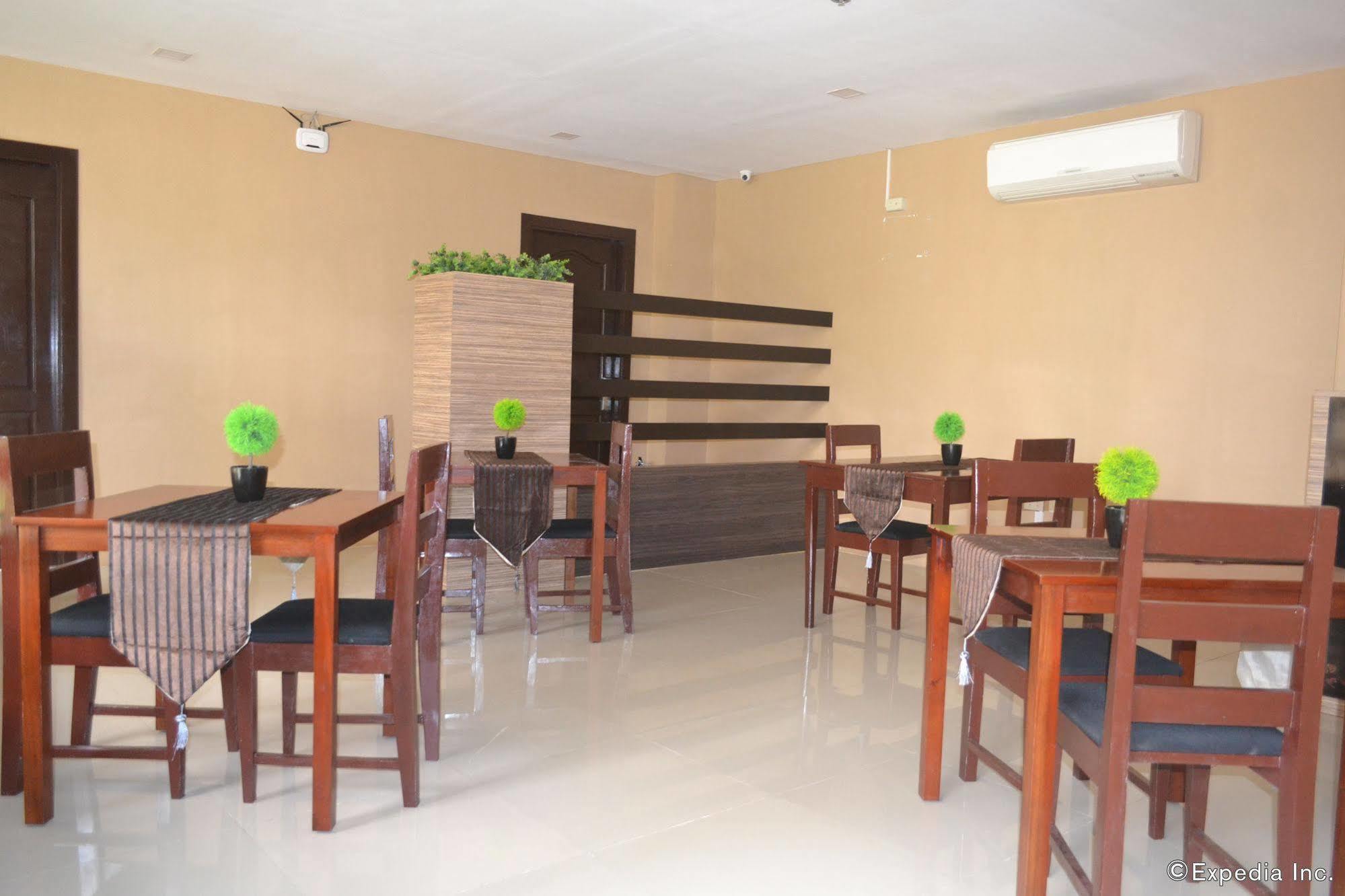 Columbus Plaza Hotel General Santos City Ngoại thất bức ảnh